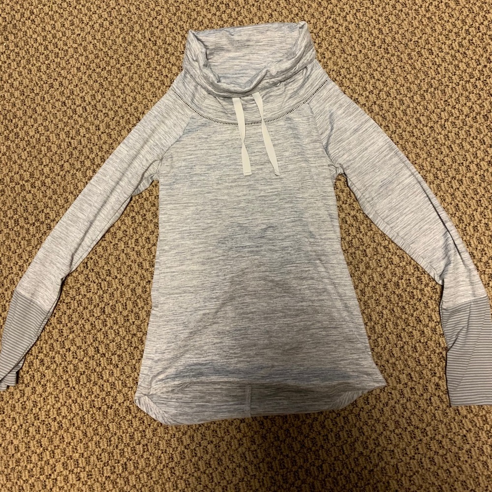 Avalanche fitted top